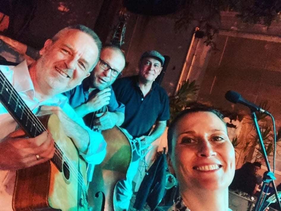 Jazz Cool Manouche atuam hoje em Olhão